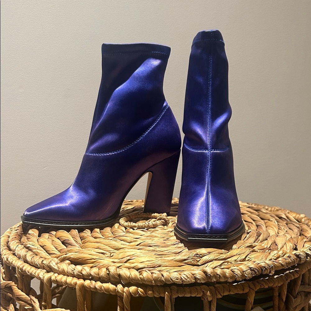 Jimmy Choo Shimmering Purple Heeled Boots - Picture 2 of 10